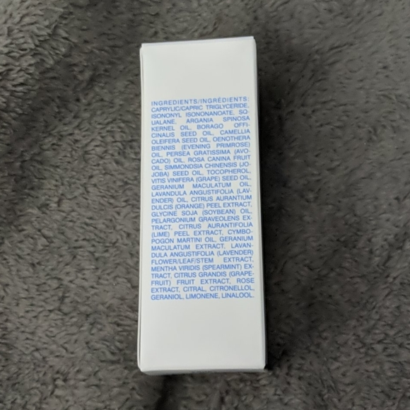 Malin + Goetz recovery treatment oil - Picture 2 of 3